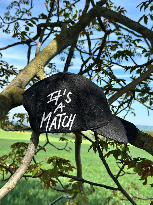 CASQUETTE IT'S A MATCH